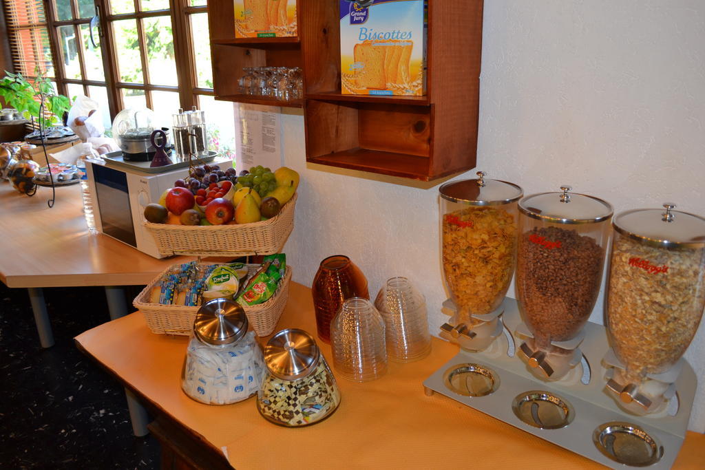 Hotel Restaurant Davat Brison-Saint-Innocent Esterno foto
