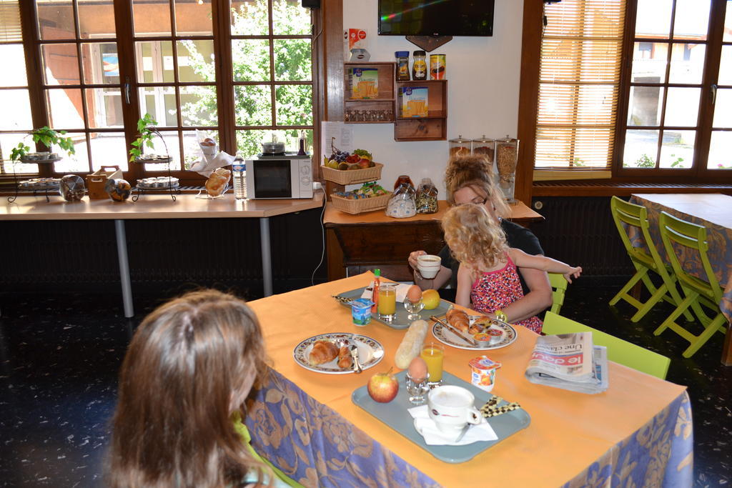 Hotel Restaurant Davat Brison-Saint-Innocent Esterno foto