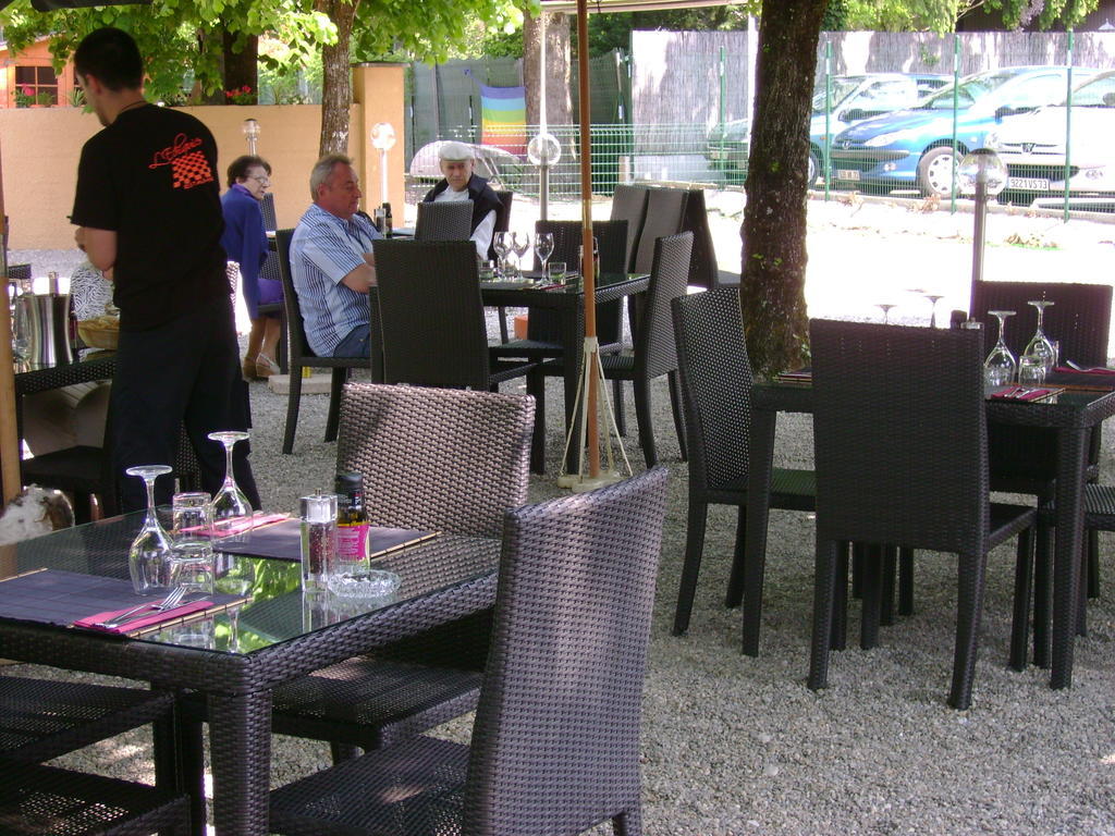 Hotel Restaurant Davat Brison-Saint-Innocent Esterno foto